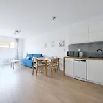 Apartamentyprzymorzu Baltycki Z Miejscem Postojowym I Ogrodkiem Kołobrzeg
