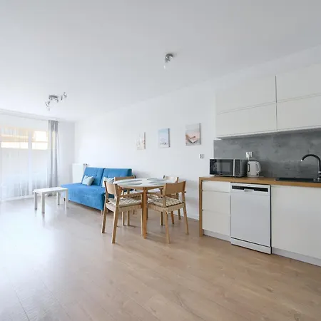 Apartamentyprzymorzu Baltycki Z Miejscem Postojowym I Ogrodkiem Kolobrzeg