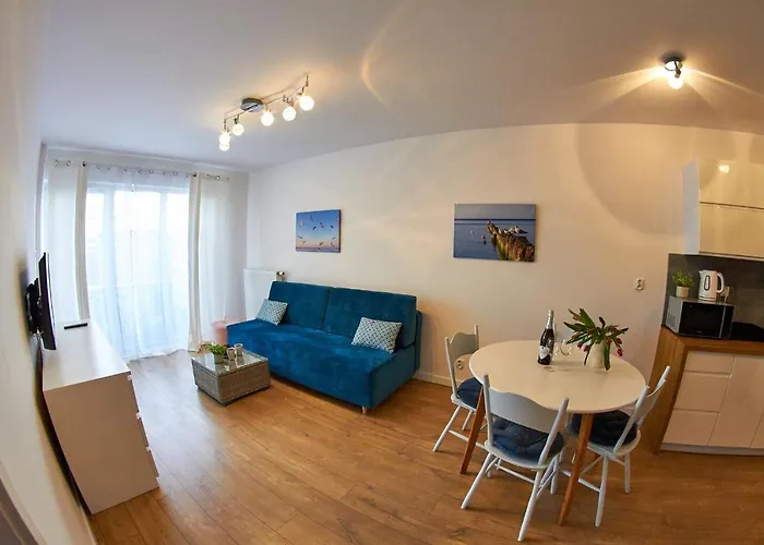 Apartament Bałtycka Z Ogródkiem Kołobrzeg