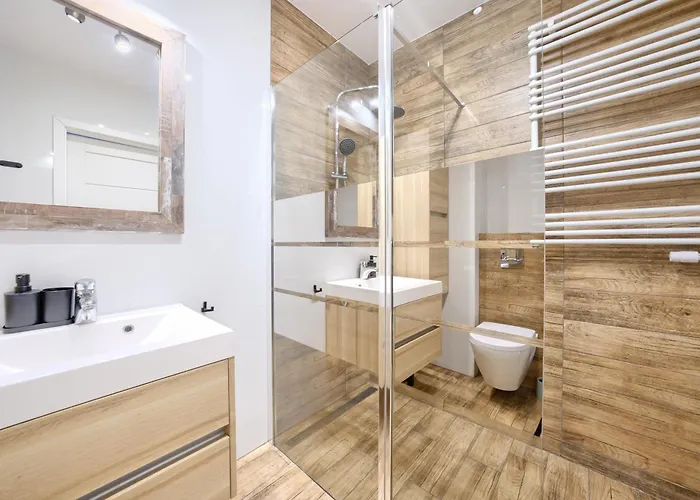 Apartament Bałtycka Z Ogródkiem